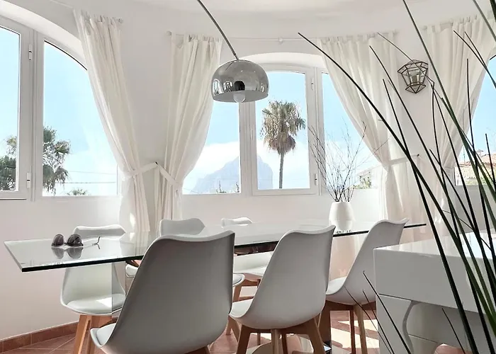 Relaxdiversion En Piscina Bbq Y Cocina Ext *