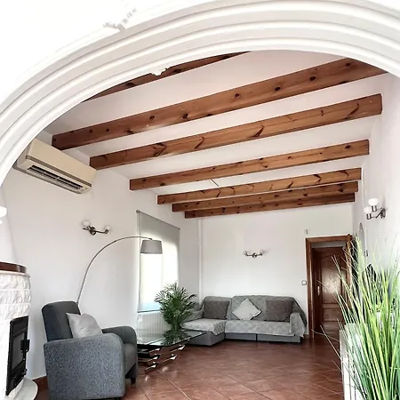 Relaxdiversion En Piscina Bbq Y Cocina Ext