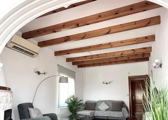 Relaxdiversion En Piscina Bbq Y Cocina Ext